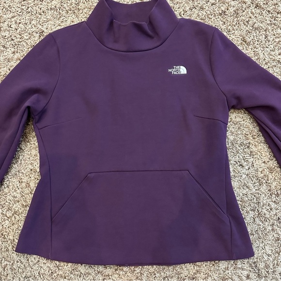 The North Face Purple Turtleneck Pullover Sweatshirt Women’s Size Medium - Picture 2 of 5